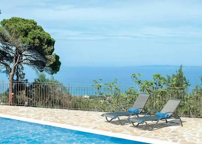 Villa Aloni